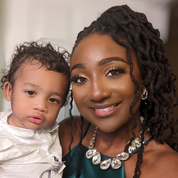 Meet your Posher, Jasmine - Picture 9 of 10